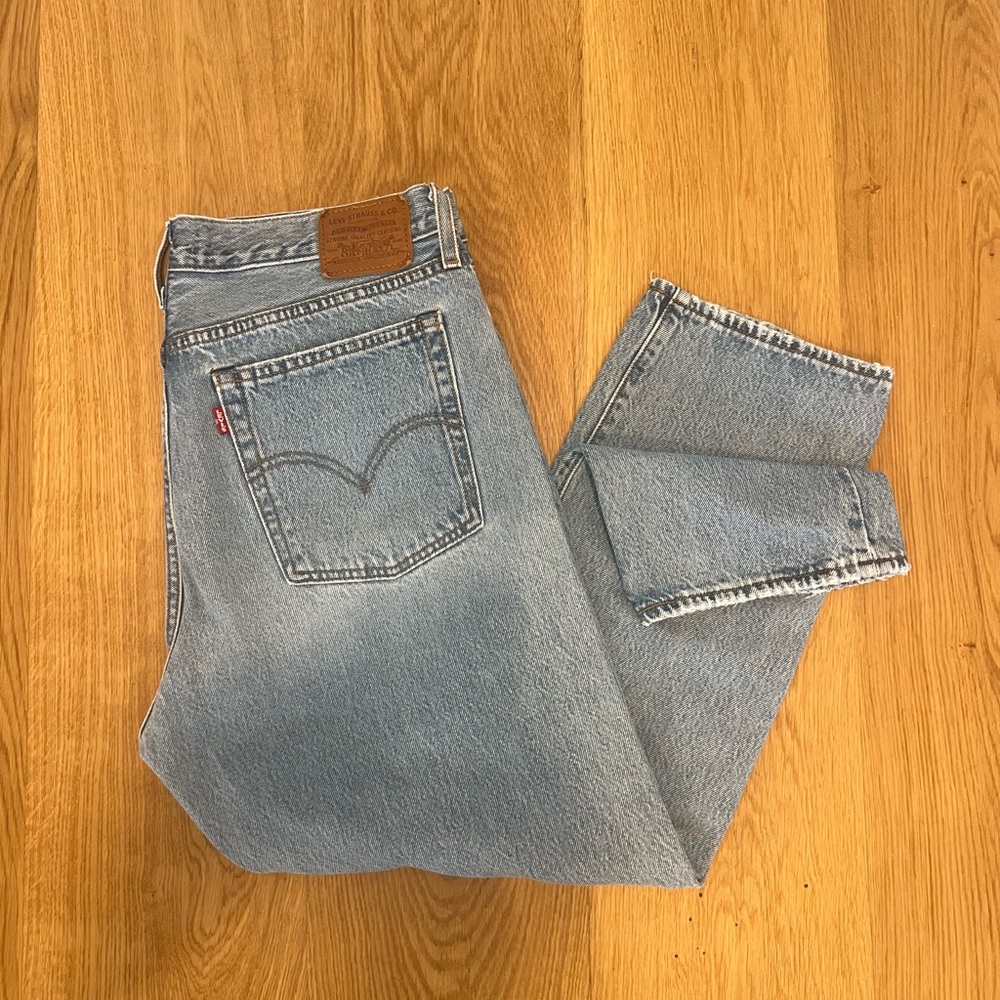 Levi’s Wedgie Straight Ankle Jean (31x26)
